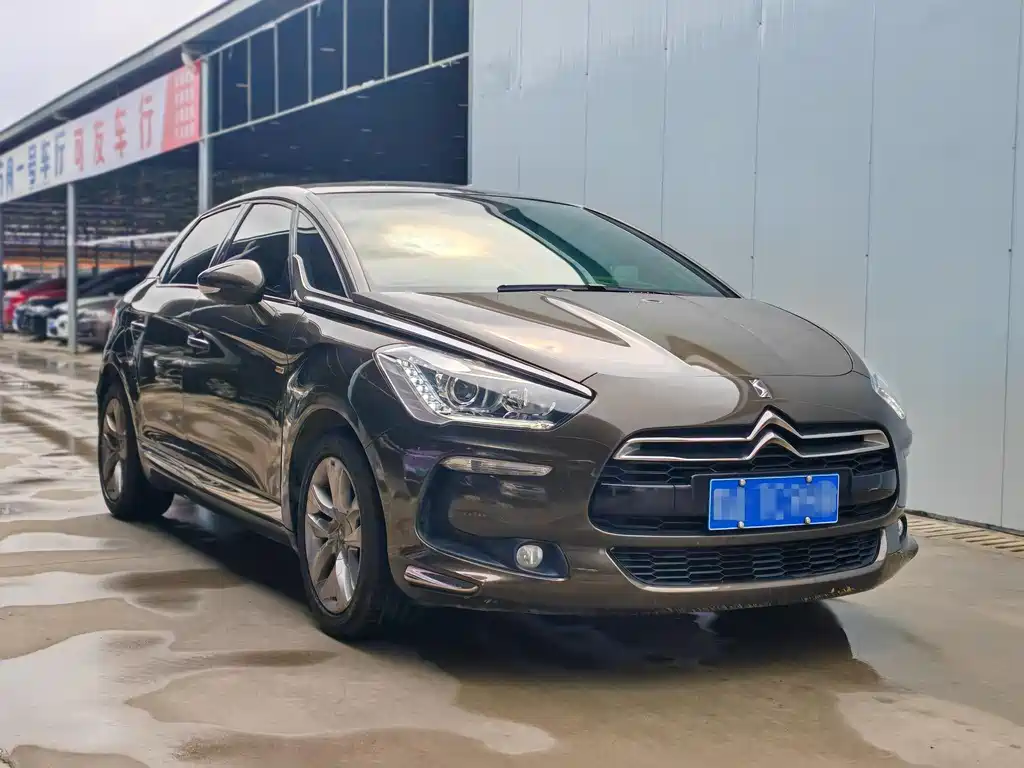 DS 5 1.6T Luxury Edition THP200, фото 2