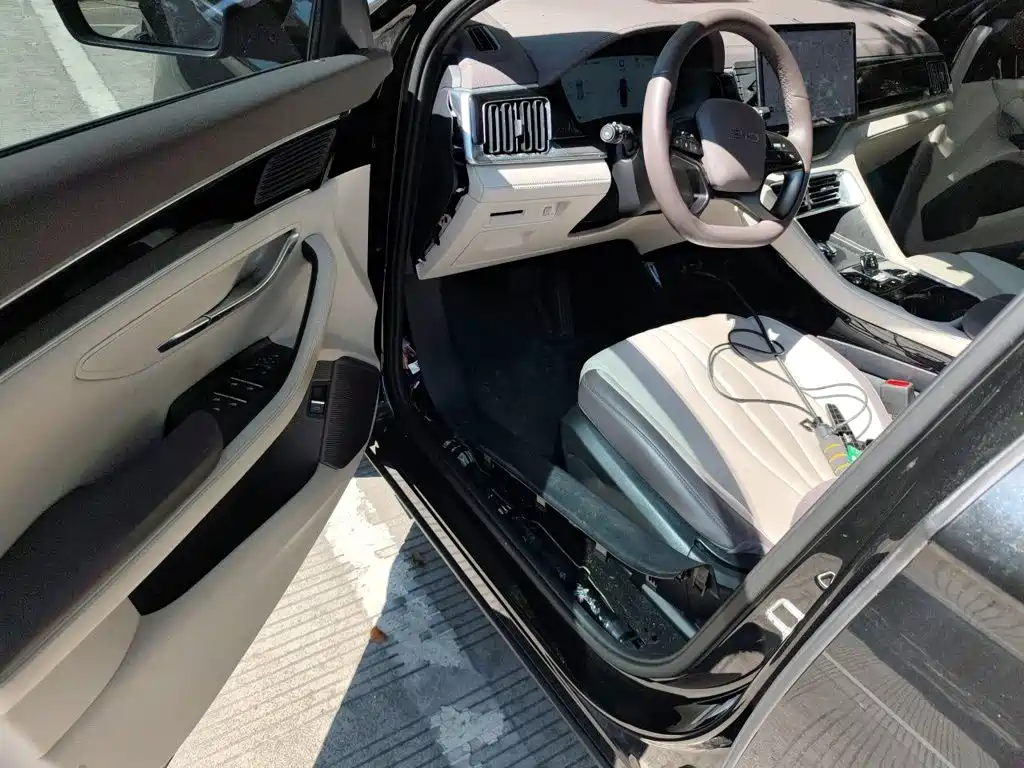 BYD PLUS New Energy — миниатюра 17