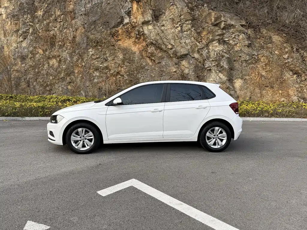 Volkswagen Polo 2019 Plus 1.5L AT