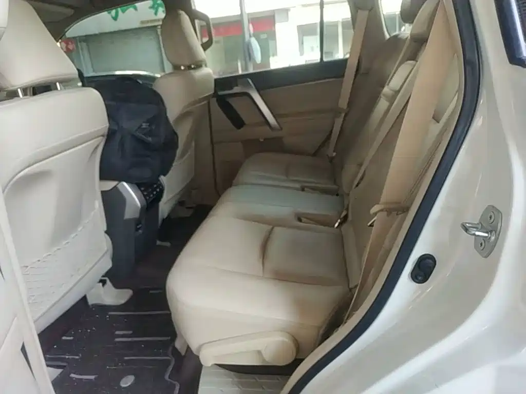 Toyota Prado — миниатюра 17