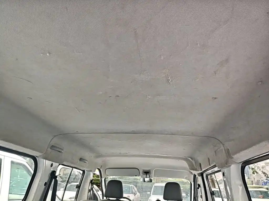 Wuling Yangguang — миниатюра 18