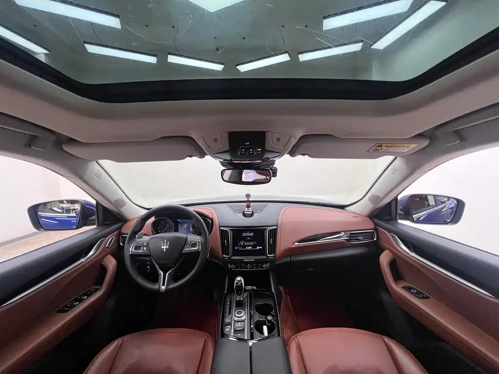 Maserati Levante — миниатюра 5