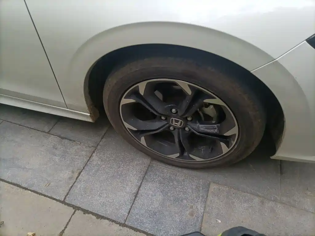 Honda Civic — миниатюра 9