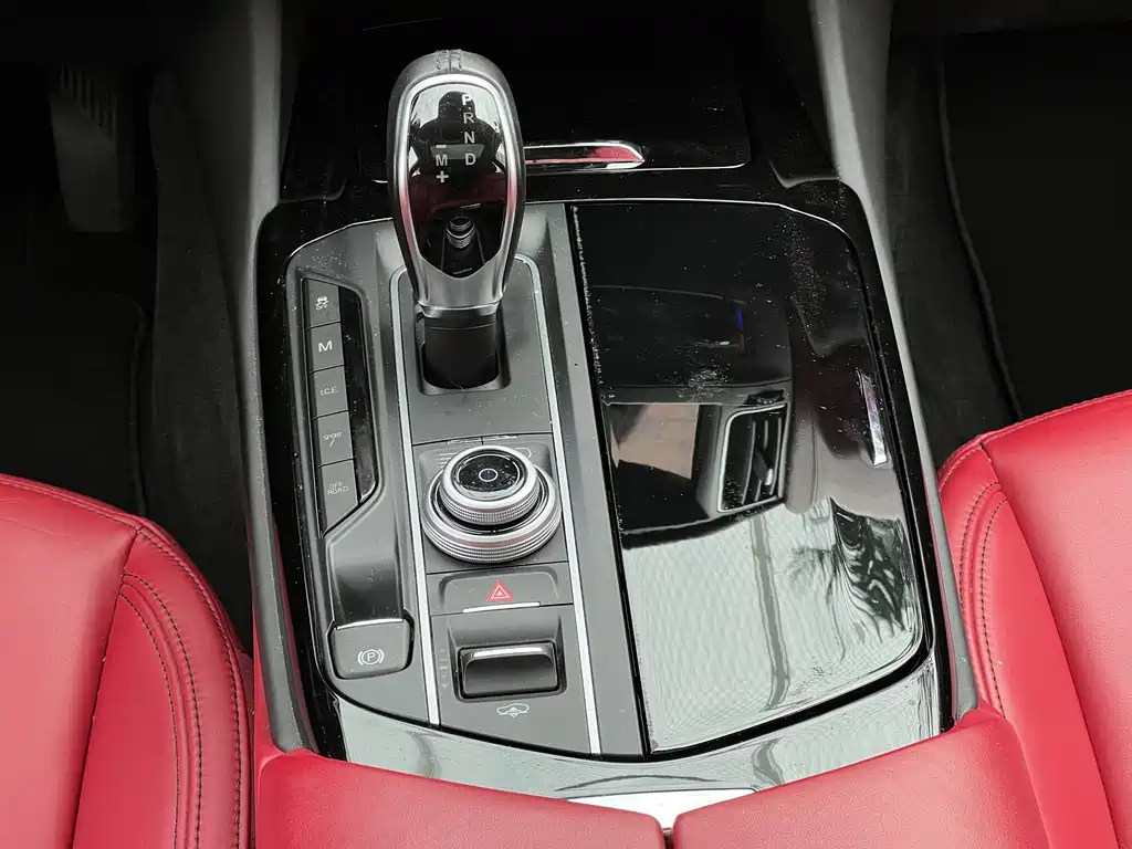Maserati Levante — миниатюра 18