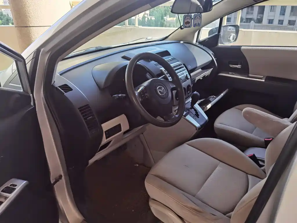 Mazda 5 — миниатюра 11