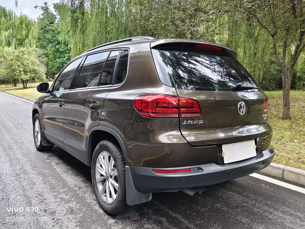 Volkswagen Tiguan — миниатюра 5