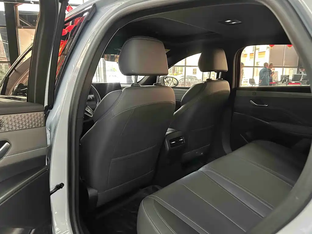 BYD Qin PLUS — миниатюра 6