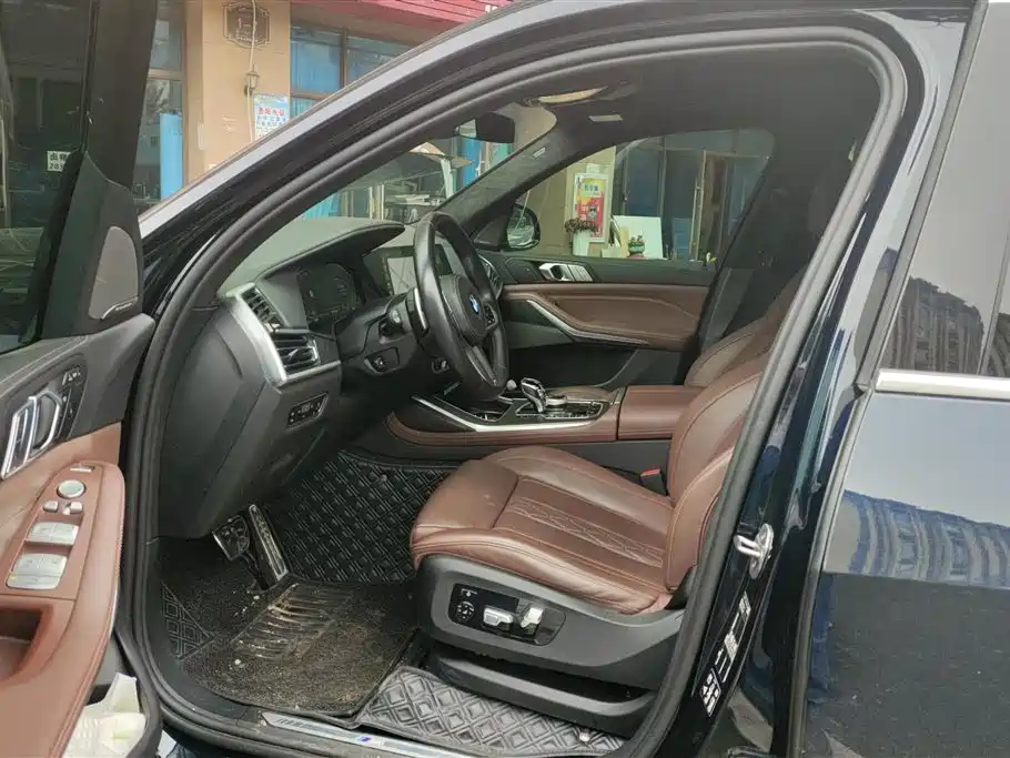 BMW X7 2022 xDrive40i Premium M Sport