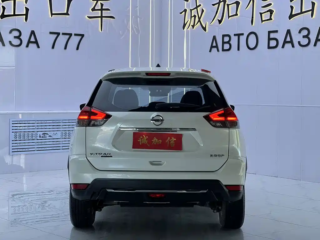 Nissan X-Trail — миниатюра 5