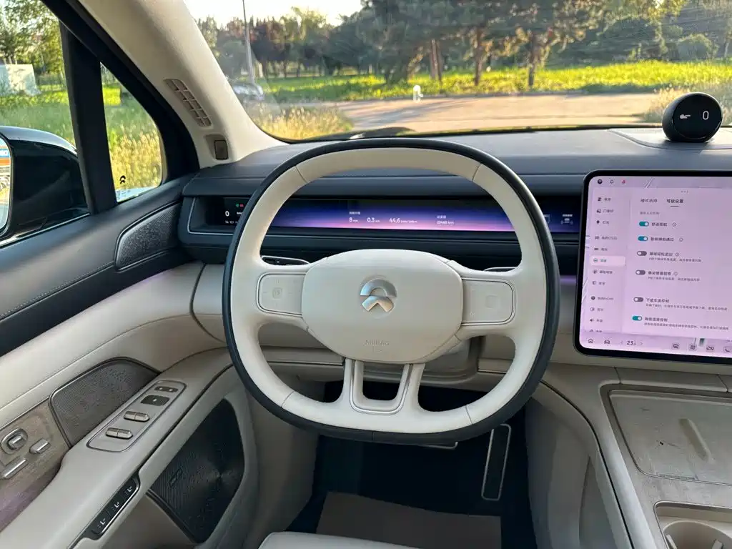 NIO ES8 — миниатюра 20