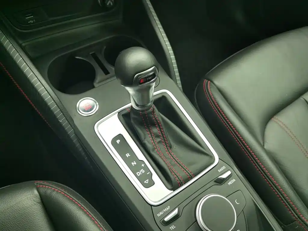 Audi Q2L — миниатюра 13