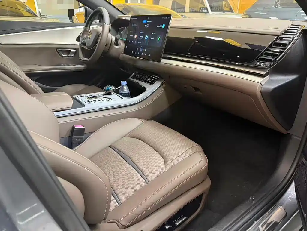 BYD Han — миниатюра 7