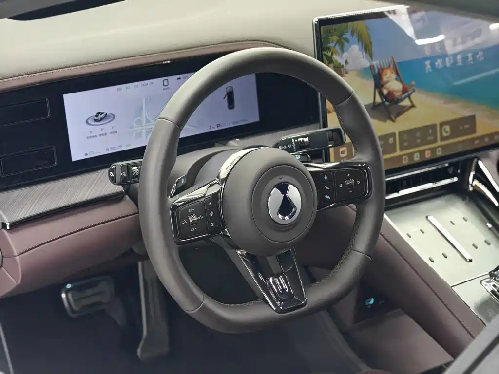Denza Denza Z9GT — миниатюра 21