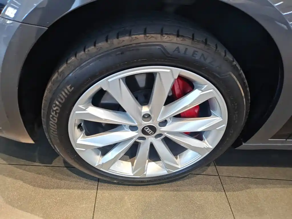 Audi A6 (Import) — миниатюра 23