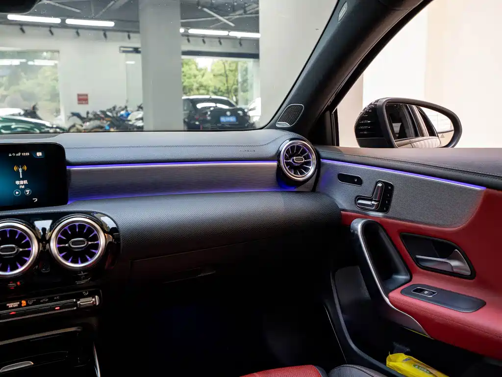 Mercedes-Benz A-Class AMG (Import) — миниатюра 12