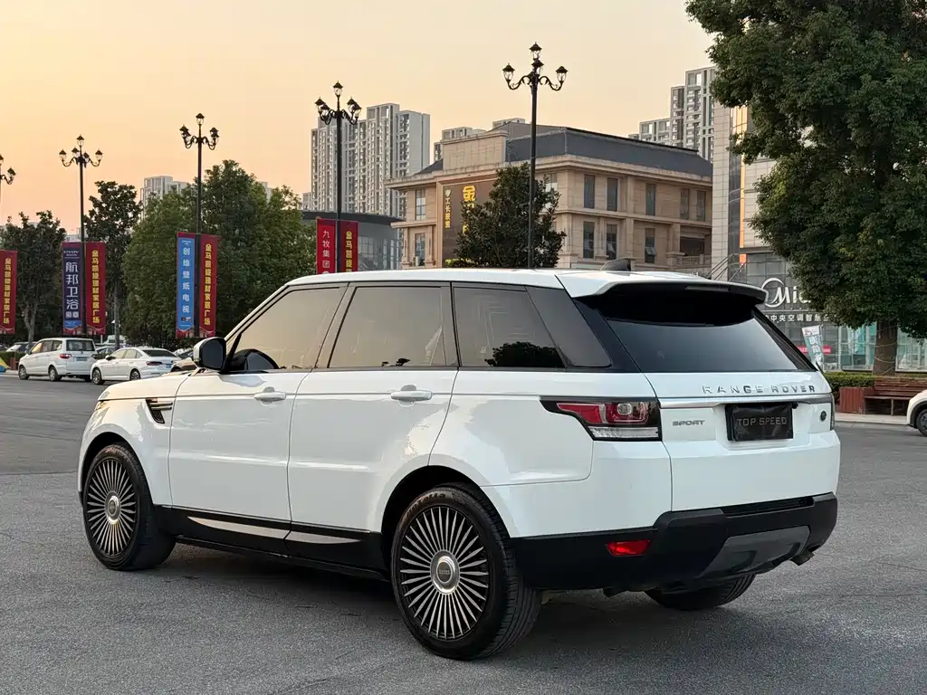 Land Rover Sport — миниатюра 9