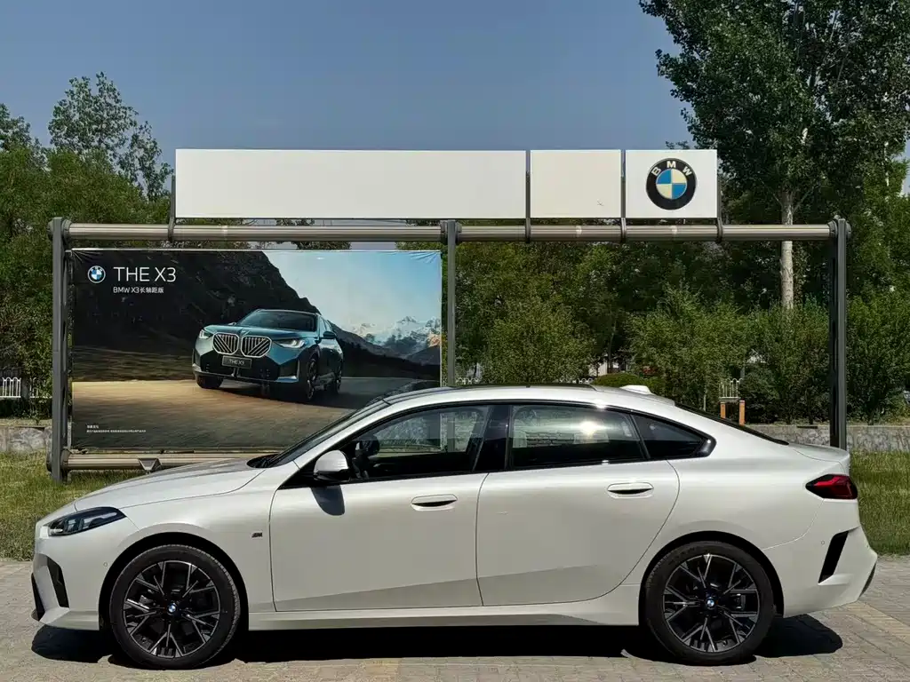 BMW 2 Series 2 2025 225L M Sport