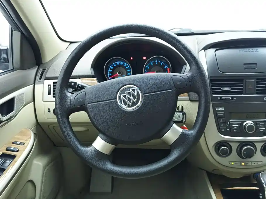 Buick Excelle — миниатюра 15