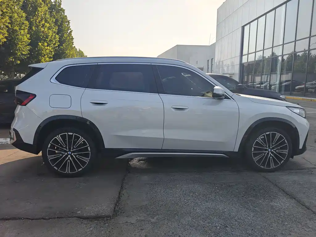 BMW X1 — миниатюра 9