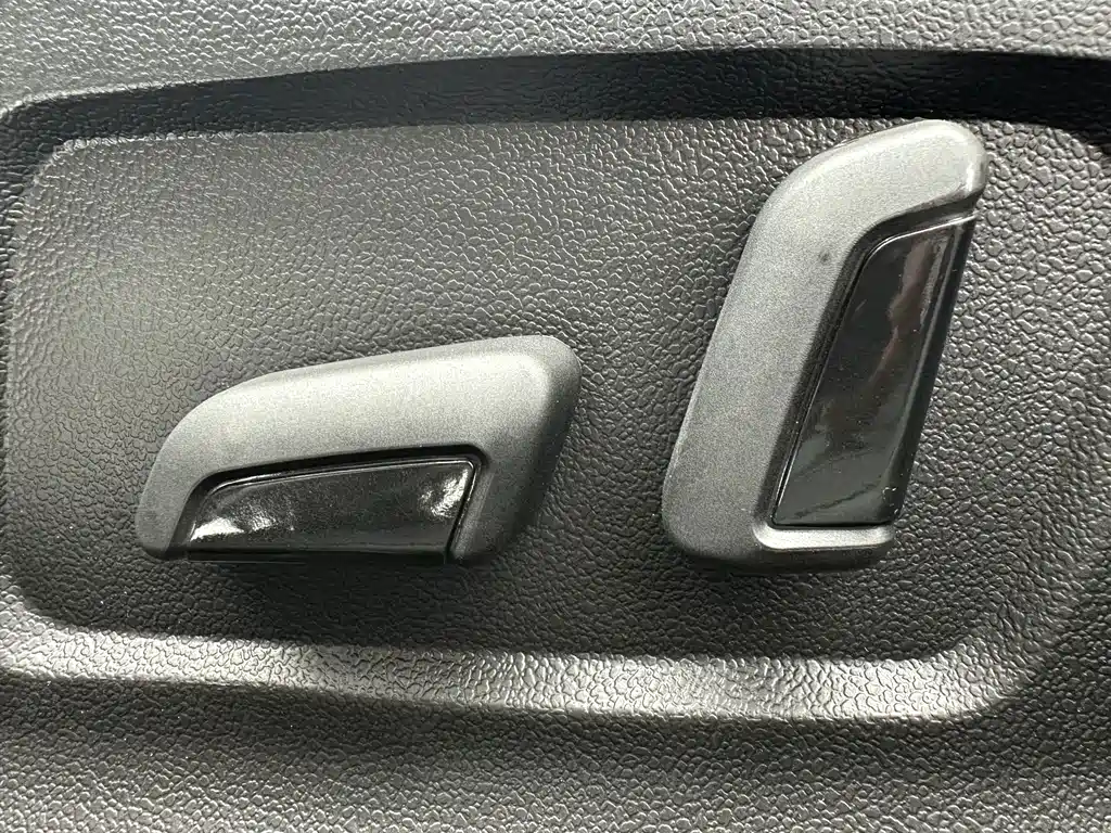 Hyundai Elantra — миниатюра 13