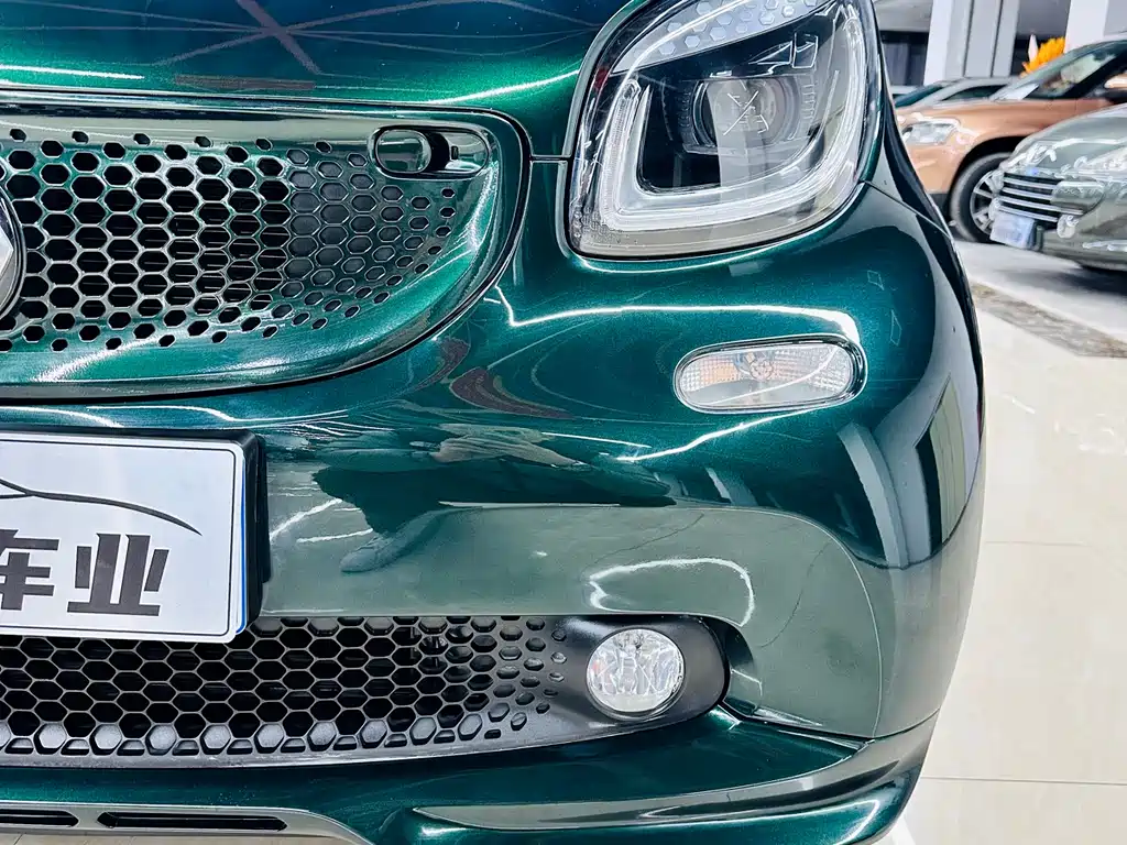 Smart fortwo 2018 0.9T 66 20 V