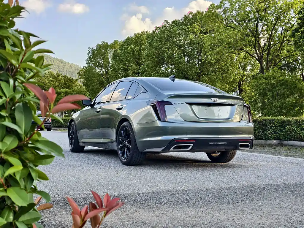 Cadillac CT5 — миниатюра 6