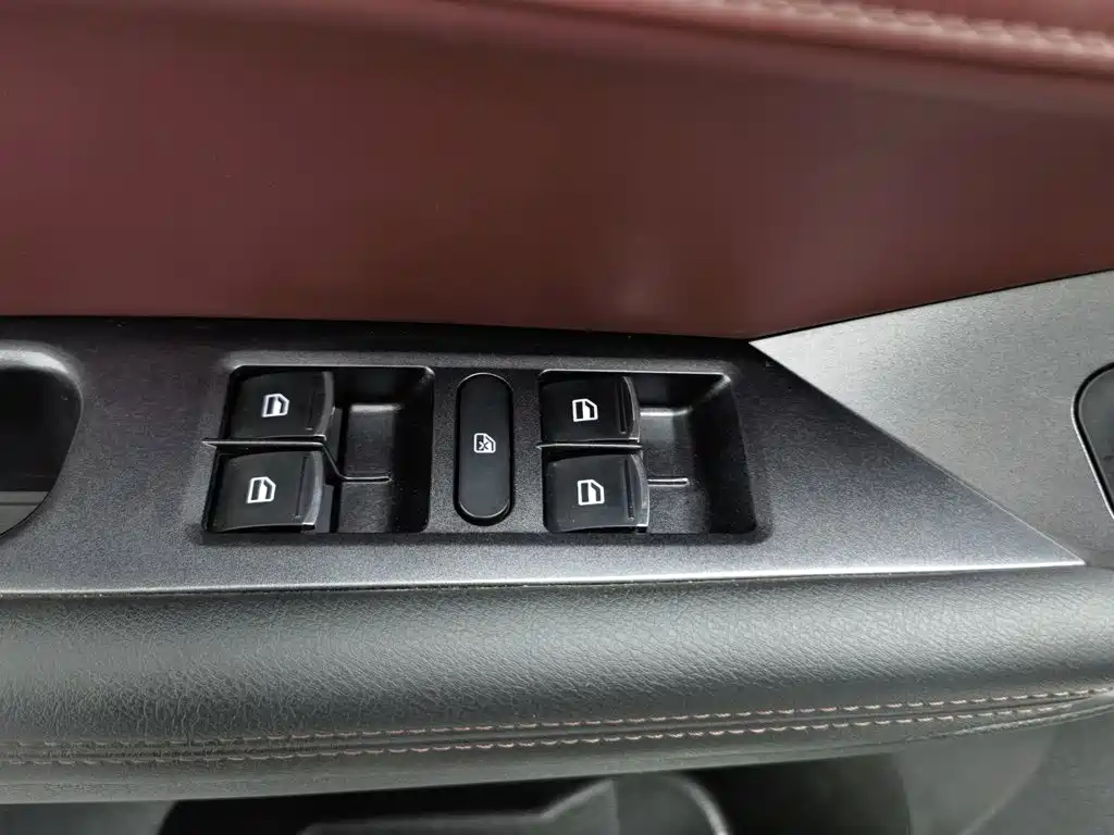 Haval H6 Coupe — миниатюра 9