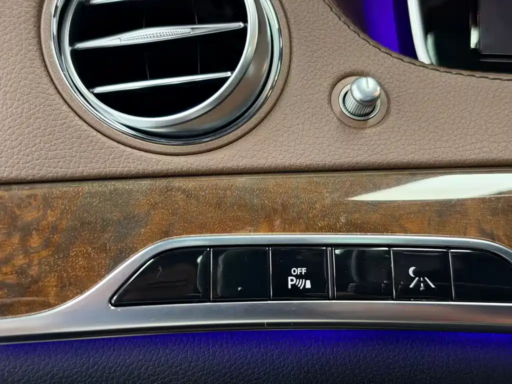 Mercedes-Benz S-Class — миниатюра 15