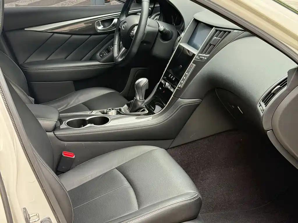 Infiniti Q50 — миниатюра 8