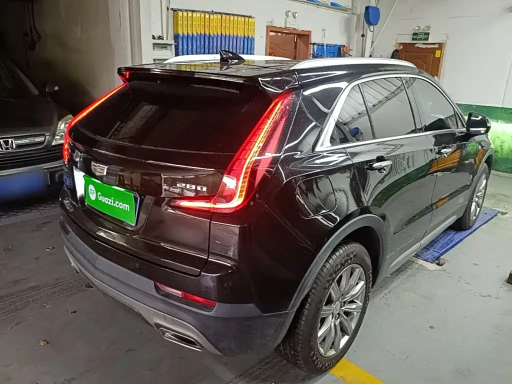 Cadillac XT4 — миниатюра 7