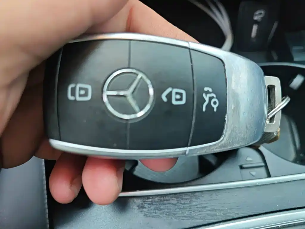 Mercedes-Benz C-Class — миниатюра 9