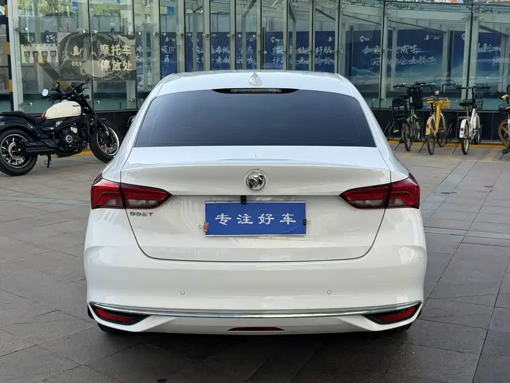 Buick Verano — миниатюра 8