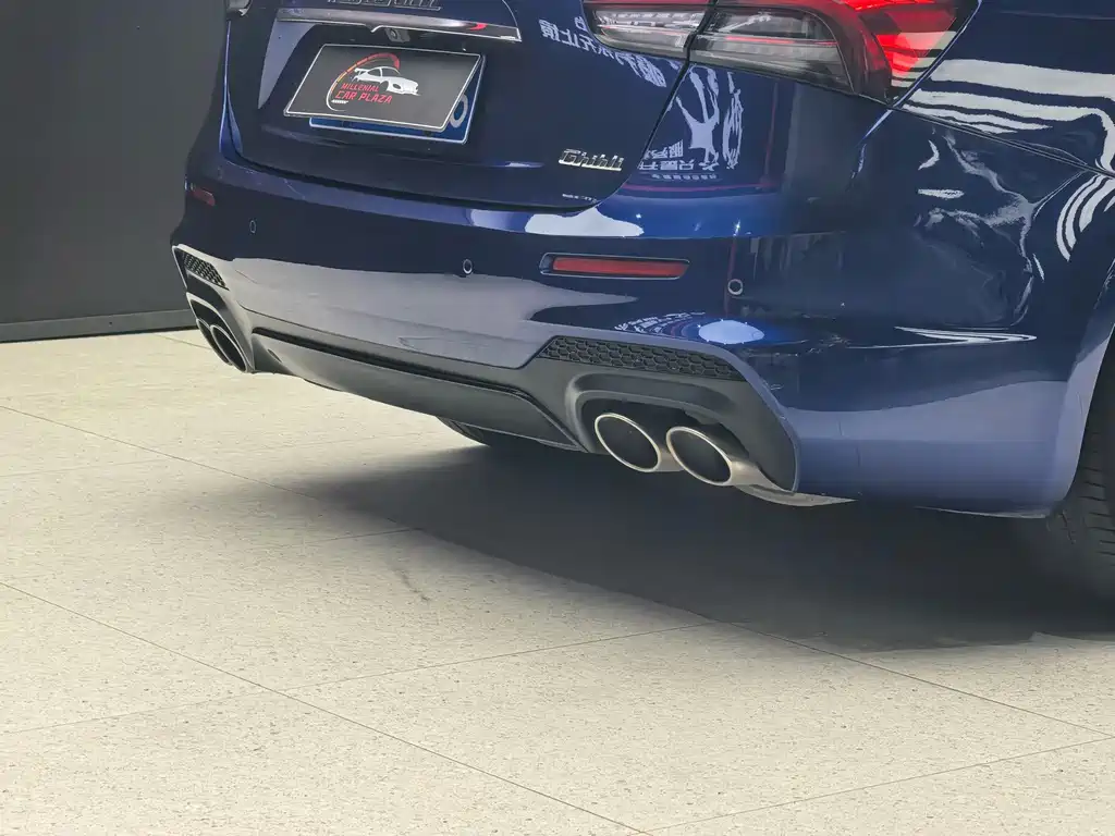 Maserati Ghibli — миниатюра 6