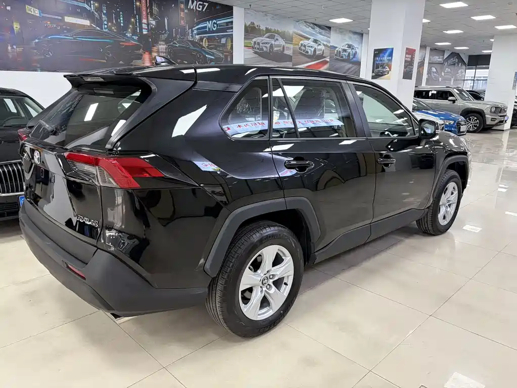 TOYOTA RAV4 RONGFANG
