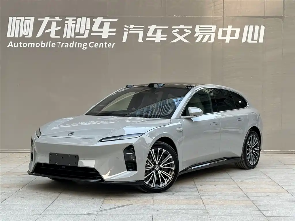 NIO NIO ET5T