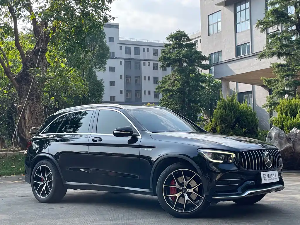 Mercedes-Benz GLC AMG — миниатюра 3