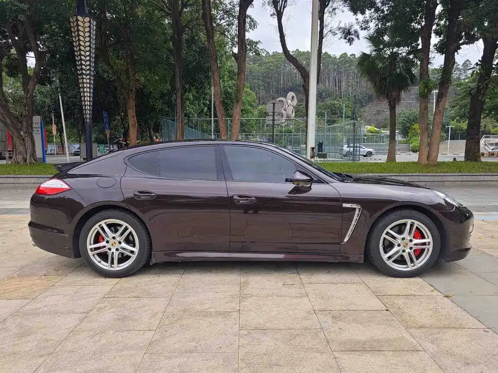 Porsche Panamera — миниатюра 7