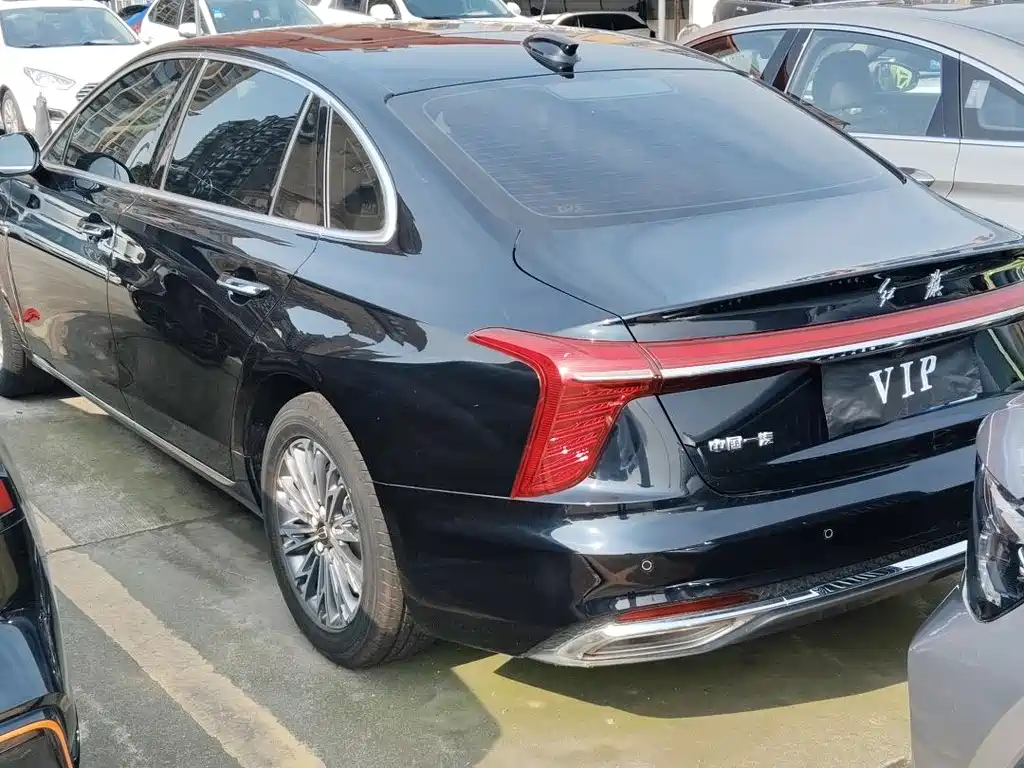 Hongqi H5 2023 1.5T DCT
