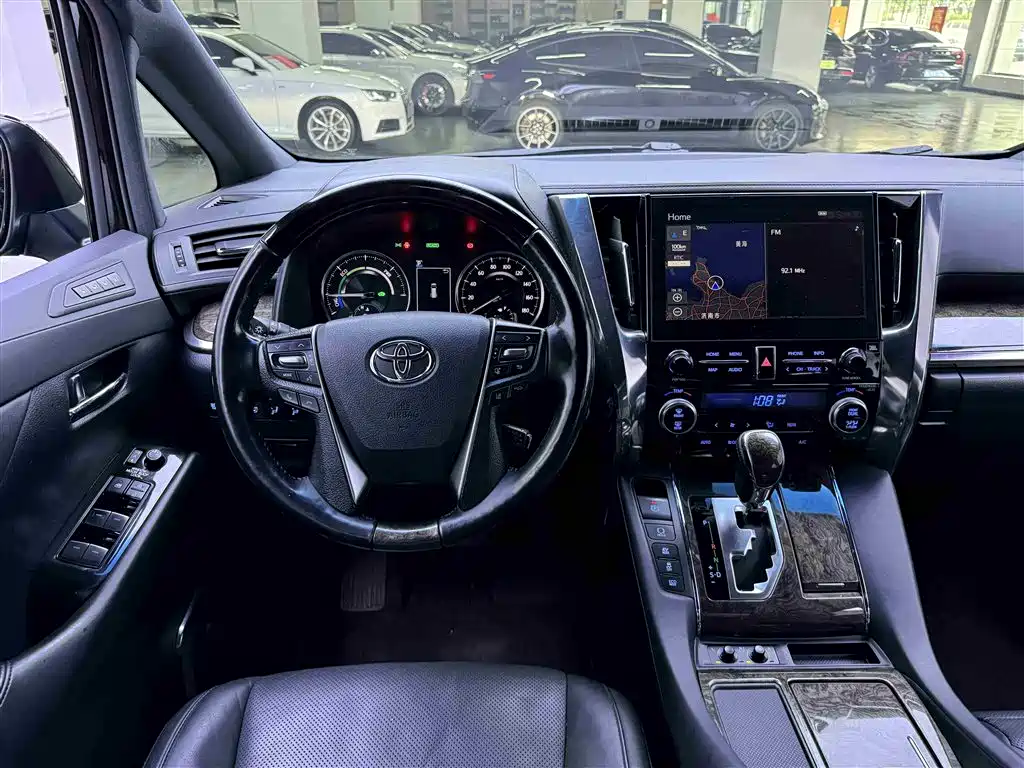 Toyota Alphard — фотографии объявления, Фото 20