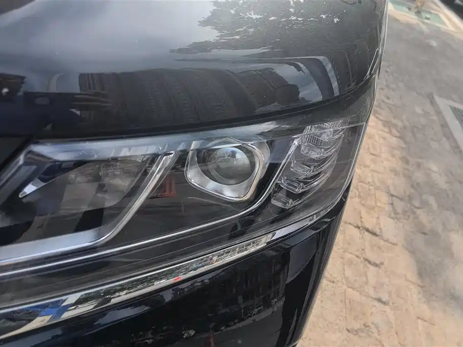 BAIC M7 2023 2.0L 7 мест
