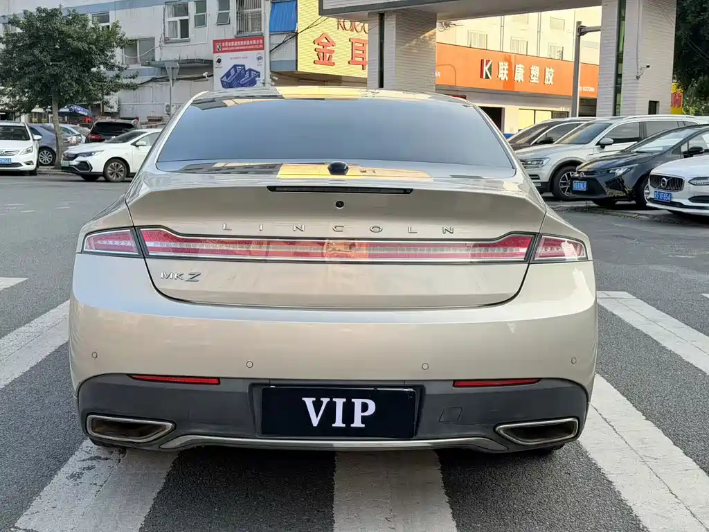 Lincoln MKZ — миниатюра 19