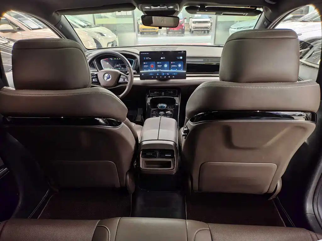 BYD Han — миниатюра 11