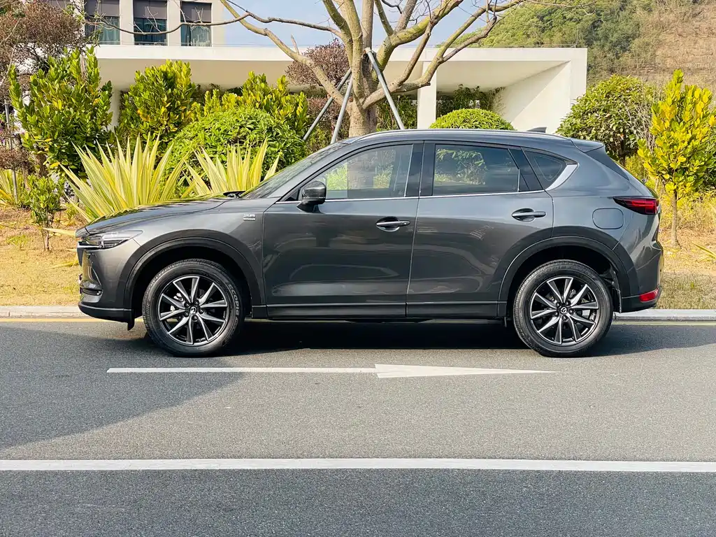 MAZDA CX 5