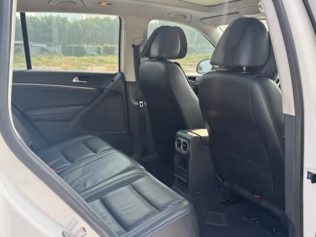 Volkswagen Tiguan — миниатюра 6