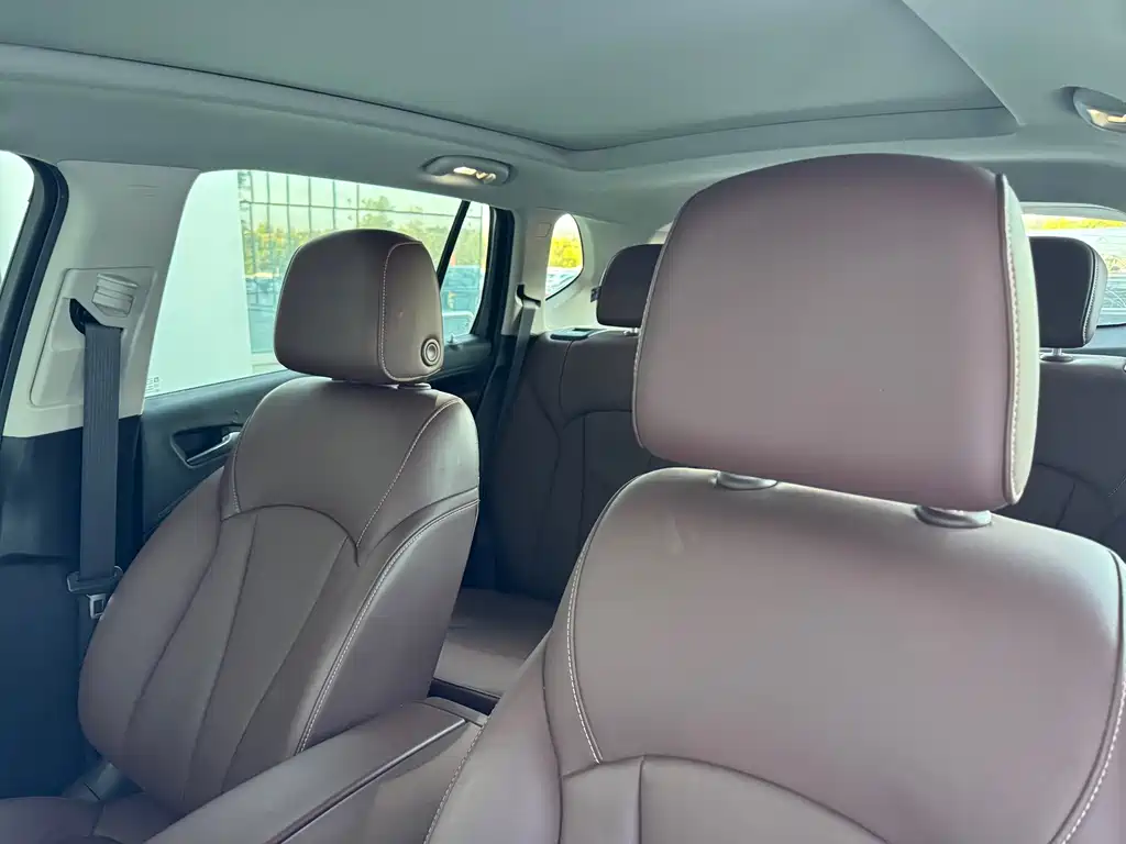 Buick Envision Plus — миниатюра 4
