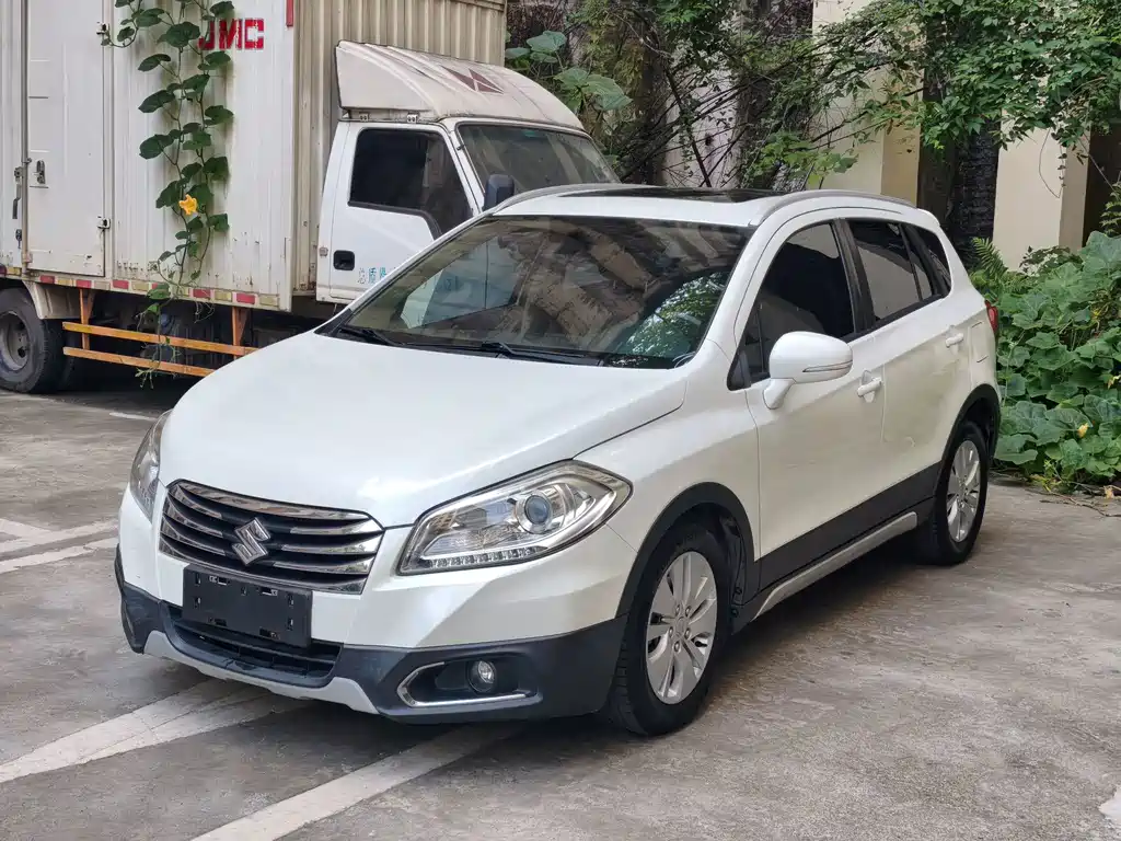 Suzuki S-Cross