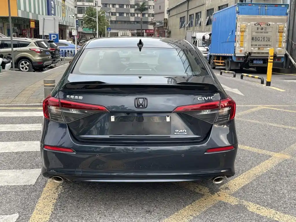 Honda Civic — миниатюра 7