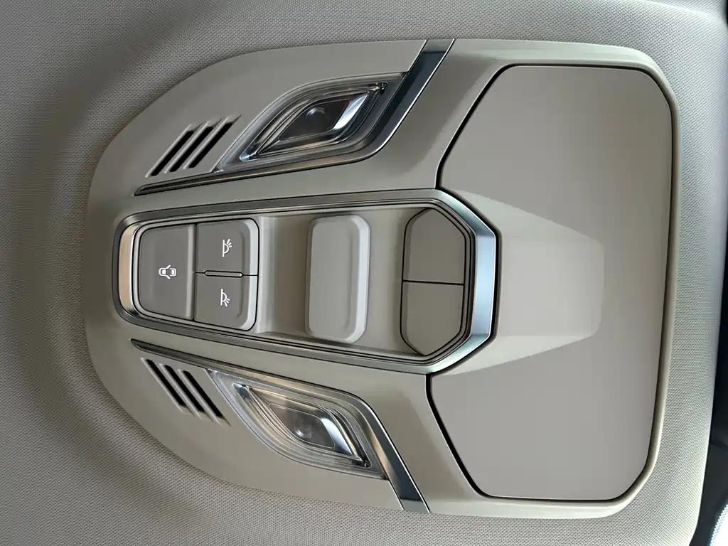 Wuling Xingguang — миниатюра 30
