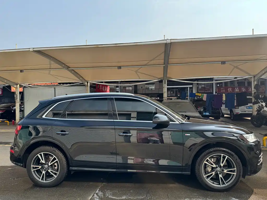 Audi Q5L — миниатюра 4
