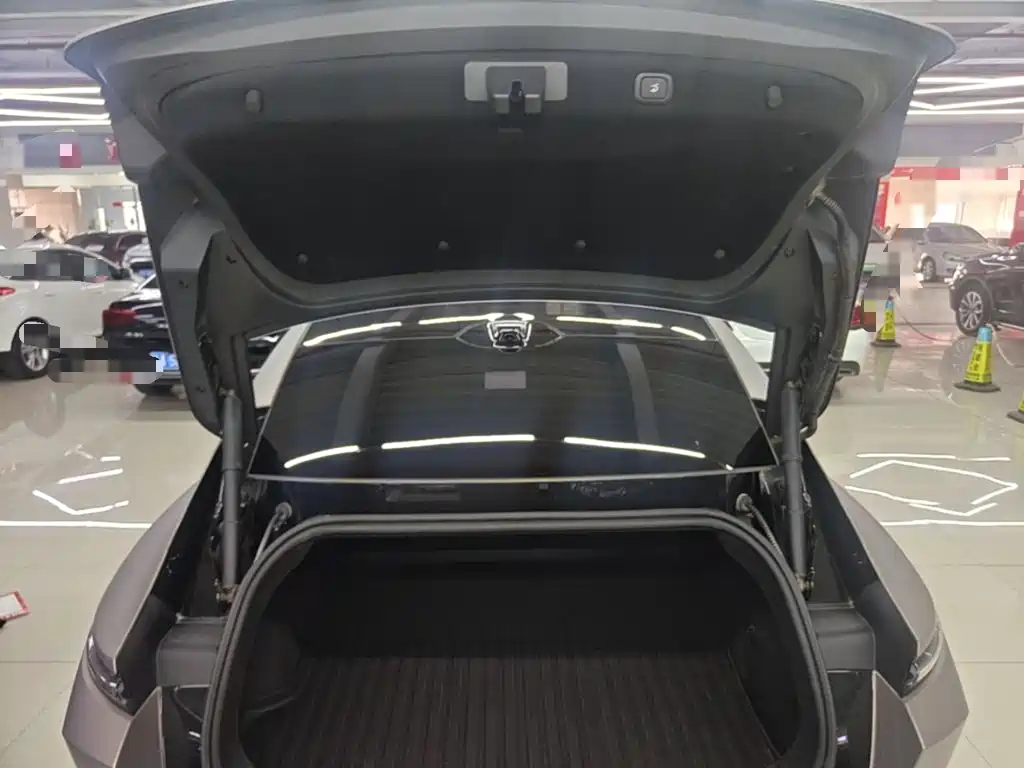 NIO ET5 — миниатюра 19